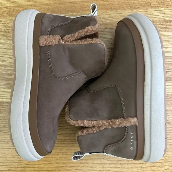 Reef Chocolate Brown Weekend Autumn Boots Womens Size 8 - Picture 6 of 8